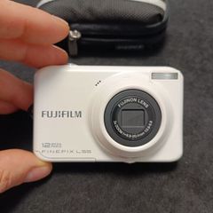 Fujifilm FinePix L55 12.0MP Digital Compact Camera  White