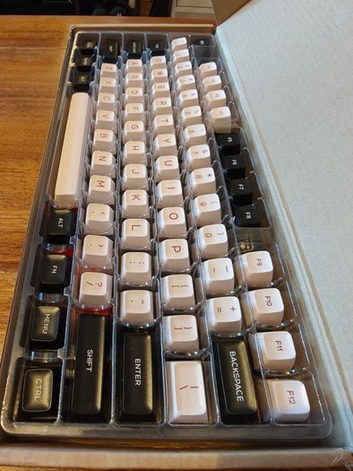 Keycaps set for mechanical keyboards - KBDi GMK Flamingo
