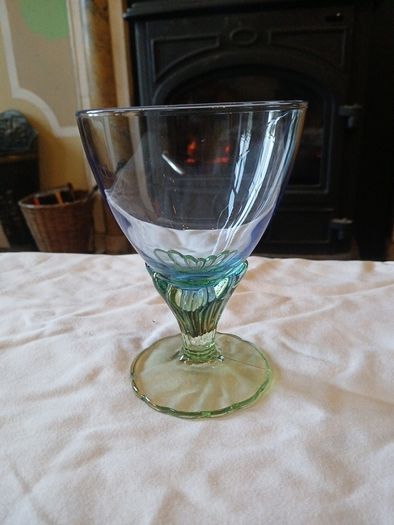 Bormioli Rocco Bahia footed glasses