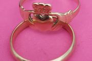 "Wedding Band" AND  "Claddagh"  Rings 9ct GOLD  3.4g