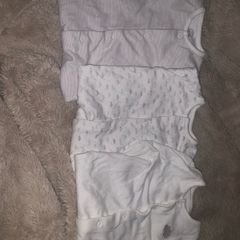 babygrows 0-3 months mamas and papas