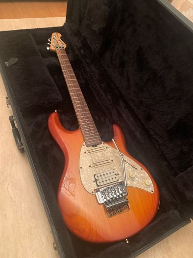 musicman Silhouette