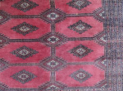 P.ersian Bukara Rug (250x163cm) (Buk24)
