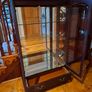 Glass display cabinet Image 2
