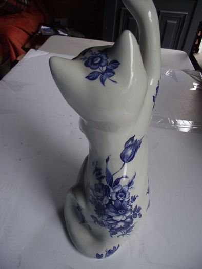 Vintage Set of 3 Ceramic cats by Just Cats & Co. Staffordshire - Circa 1980's