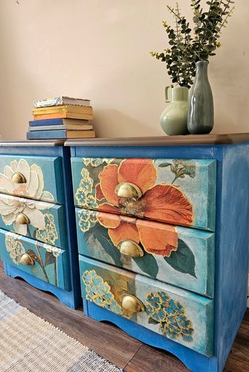 Bedside lockers