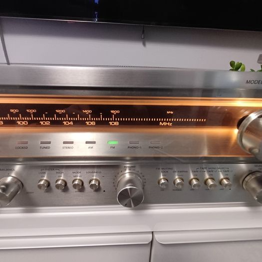 Onkyo TX 4500 MKII Giant Stereo Receiver 85w pc can run 3 Sets of Speakers has dual phono stage inputs Quartz-Locked beast absolutely mint like New fully professionally serviced