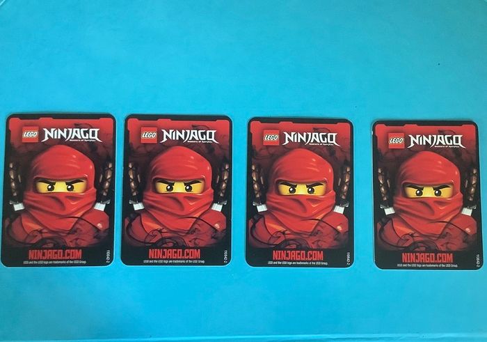 Lego Ninjago 9590 NRG Zane Spinner Trading Cards