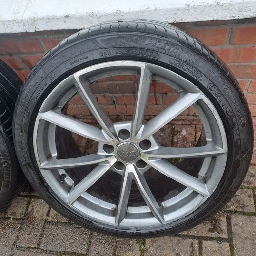 Audi RS4c 19 inch alloys,  V Spoke. 245,40,19 Michelin Pilot Sport 4 and Michelin Primacy 3