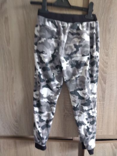 7/8  years old camouflage style pants