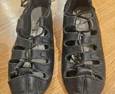 Irish dancing shoes 13.5