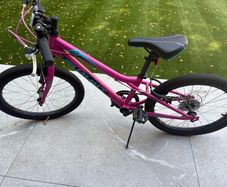 Girls bike