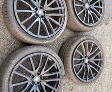 BMW X5 alloys and tyres