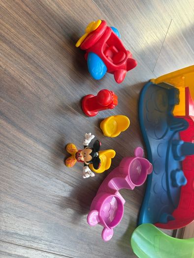 Fisher-Price Disney Mickey Mouse Fly 'n Slide Clubhouse