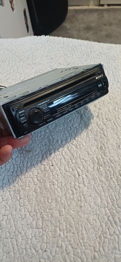 Car radio sony