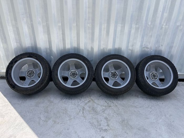 Genuine Land Rover Defender Sport 20" Alloy Wheels - New Tyres