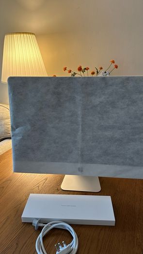 Apple iMac 27" 5K Retina (2017) - 16GB RAM, 1TB, Boxed