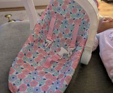 Toy baby seat