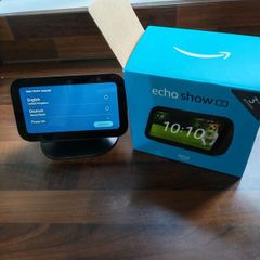 Amazon Echo show 5 newest gen with stand