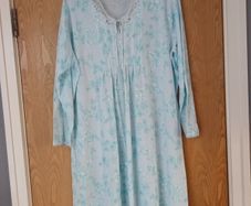 Dunnes  Stores  Nightdress.   S 14-16. New.