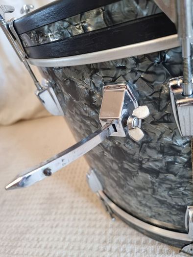 Ludwig Black Diamond Pearl Bass Kick Drum 20 x 14 downbeat virgin