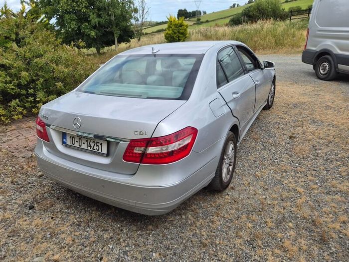 Mercedes-Benz E-Class 2010