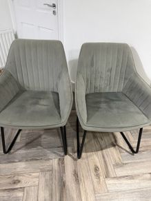 Set of 2 dinning chairs from EZ living