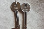 Union keys and basta and cara. yale