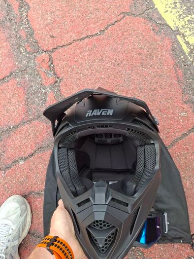 raven motorbike helmet