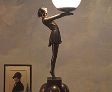 Art Deco style Villa Gatsby table lamp,