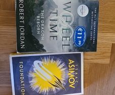 Fantasy / sci-fi books