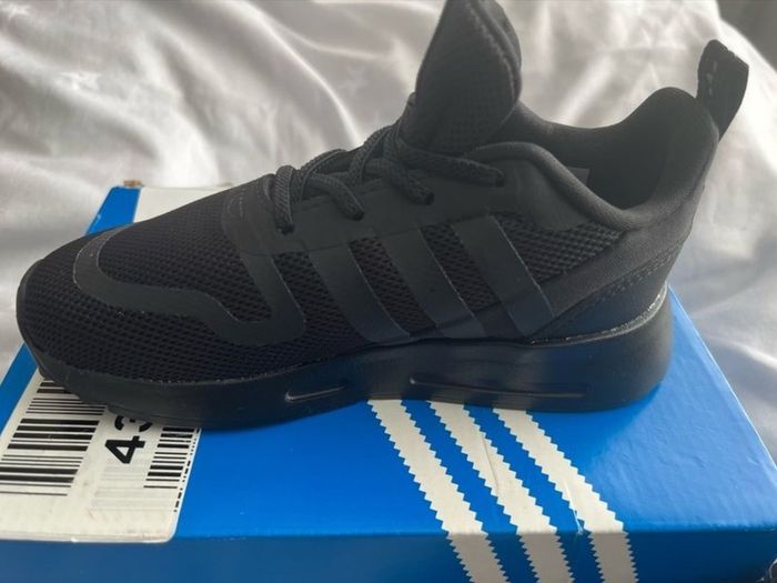 Brand new toddler adidas runners