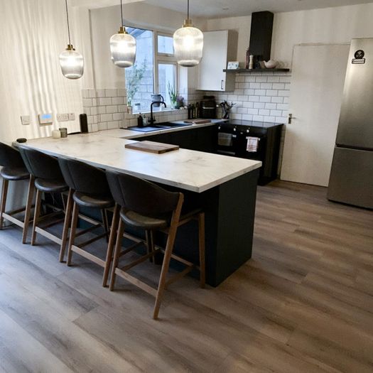 Brent Oak SPC Vinyl Flooring 152.4x22.9cm