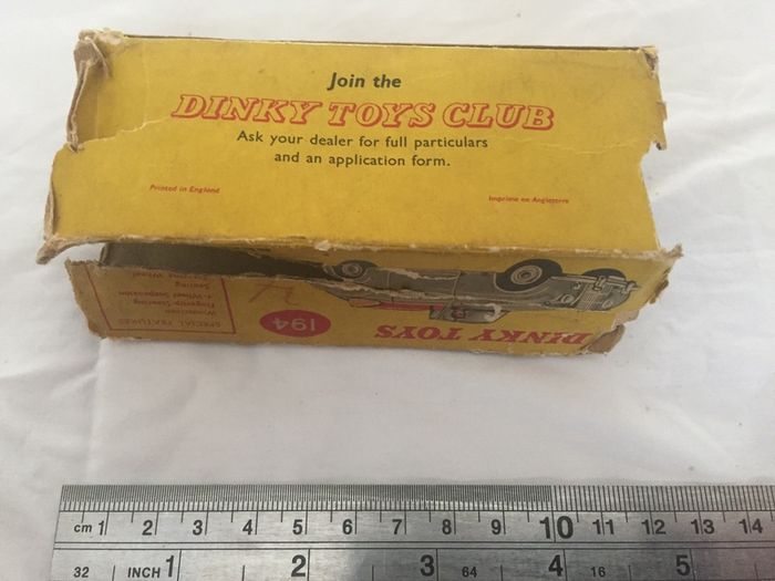 Dinky 194, Bentley Coupe box. In ok condition