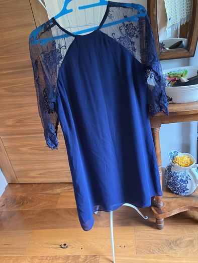 Purple lace sleeve dress