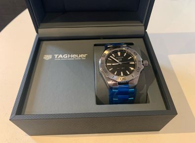 TAG Heuer Aquaracer Professional 200