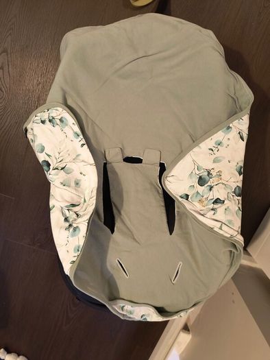 Baby car seat