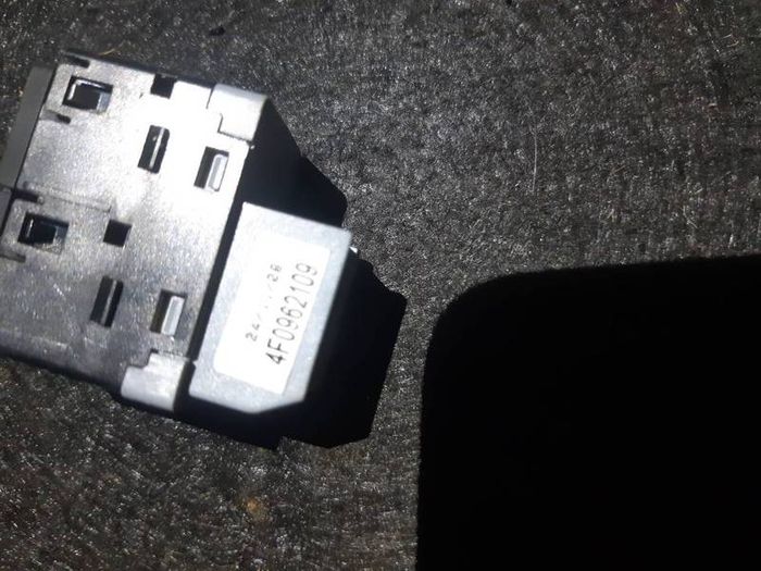 Audi A6 Alarm Sensor Deactivation Anti Tow Away Protection Switch 4F0962109