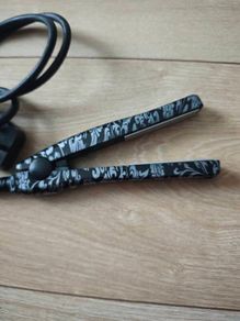 Remington Traveling Hair Straightener