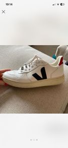 Veja Trainers