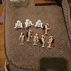Lego R2D2 and Battle Droids
