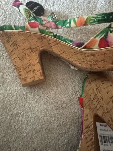 ladies shoes