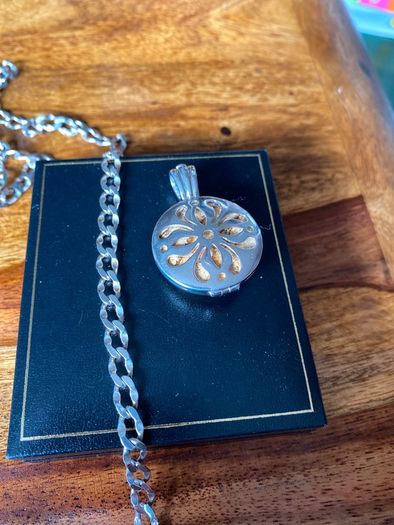 silver solid pendant and heavy chain