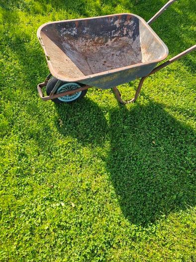 wheelbarrow