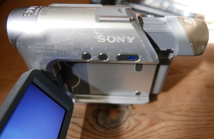 Sony Handycam DCR-HC19E Camcorder Vintage Mini DV Video Camera Tested