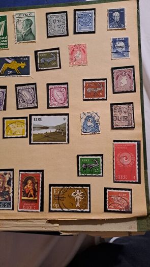47 Irish stamps from the 1920's