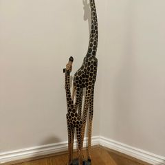 Solid Wood African Giraffe Ornament