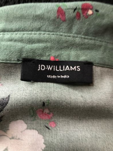 JD Williams green floral blouse (size 28)