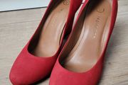 Gorgeous red suede high heels - UK 4