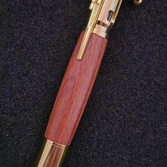 Bolt action pen, rosewood.